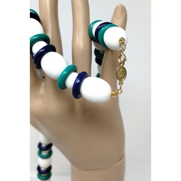 VTG Signed Napier Necklace White Blue Green Bead Mixed Shape Acrylic 18" Retro - Picture 2 of 6